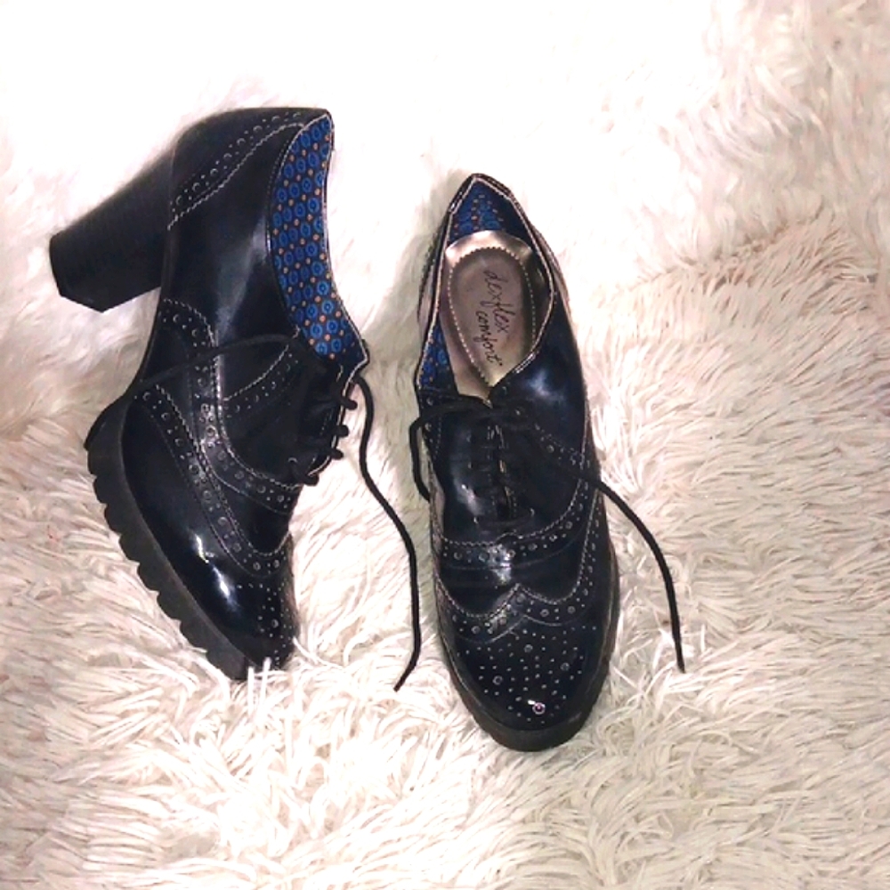Black Oxford Heels